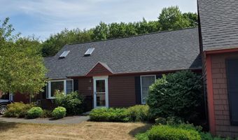 32 Cortland Cir, Bangor, ME 04401