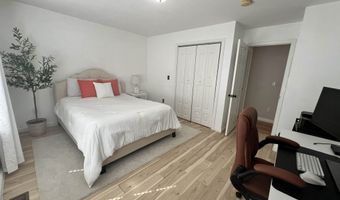 19 W Shore Ave, Manchester, NH 03109