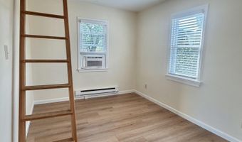 33 Wooley St B, Aberdeen, NJ 07747
