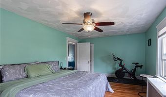 63 Paine Ave, Cranston, RI 02910