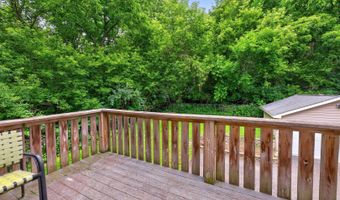 108 N Main St, Algonquin, IL 60102