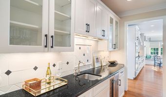 7713 Summercrest Dr, Apex, NC 27539