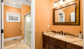 6 Congress Dr, Cromwell, CT 06416
