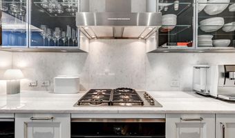 300 INTERNATIONAL Dr 2106, Baltimore, MD 21202