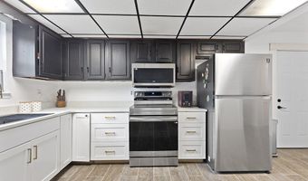 2223 Garfield Ave, Baxter Springs, KS 66713