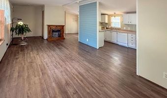 416 Raisin River Dr, Adrian, MI 49221