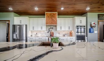 6792 Maine Rd, Anton, TX 79313