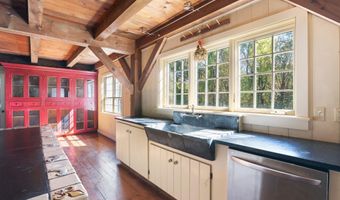 131 Stark Rd, Brattleboro, VT 05301