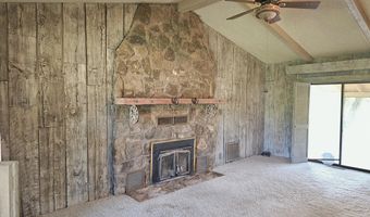 8526 SE 70th Ter, Baxter Springs, KS 66713