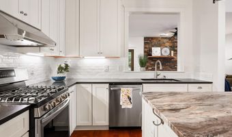 1343 Heathbrook Cir, Asheville, NC 28803