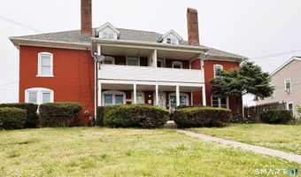 35-37 Osborne St, Danbury, CT 06810