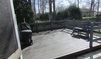 1401 Sanders Dr, Auburn, IN 46706