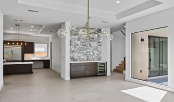 24 Garden Rain Dr, Las Vegas, NV 89135