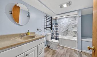 140 Promenade St, Barrington, RI 02806