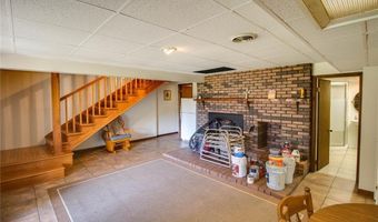8556 Kee Mac Ln, Alton, IL 62002
