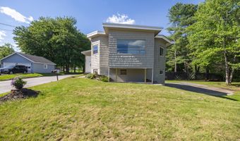 863 Minot Ave, Auburn, ME 04210