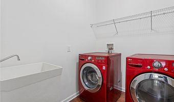 276 Sandover Dr, Aurora, OH 44202