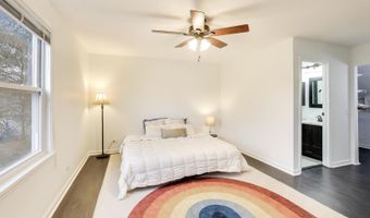 1011 Wesley Ln, Algonquin, IL 60102