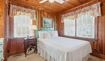 205 Club Colony Dr, Atlantic Beach, NC 28512