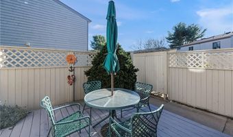 86 Windward Ln, Bristol, RI 02809