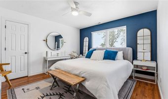 4301 SW 2nd St, Bentonville, AR 72712