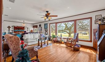 609 E Quitman St, Alba, TX 75410