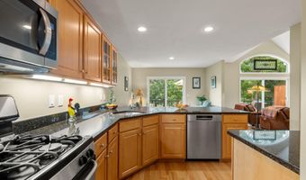 34 Turnberry Rd 34, Bourne, MA 02532