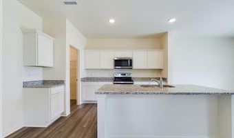 32 Moss Oaks Ct, Angier, NC 27501