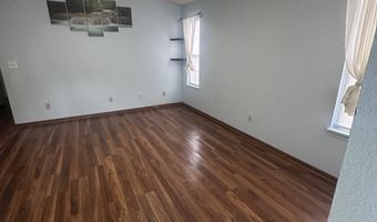 529 Meadows Edge Ln, Indianapolis, IN 46217