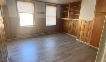 52 Irving St, Albany, NY 12202