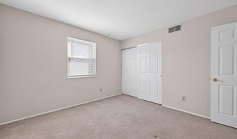 618 Running Creek Dr, Ballwin, MO 63021