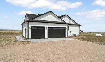 985 RANGE LINE Rd, Cheyenne, WY 82009
