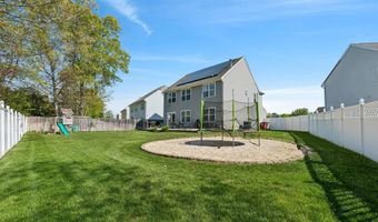 56 Marlin Ct, Bayville, NJ 08721