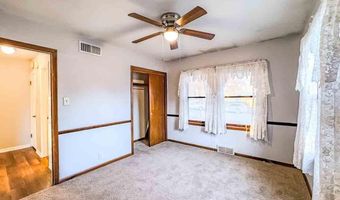 2017 N A St, Arkansas City, KS 67005