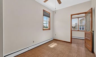 25 W 15TH St #5, Bayonne, NJ 07002