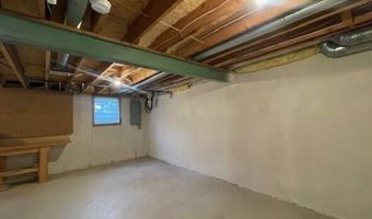 2702 Maitland Dr, Ann Arbor, MI 48105