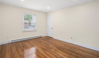 370 Montgomery Ave, Cranston, RI 02905