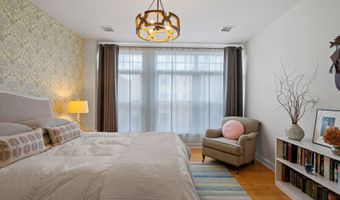 17 Chapel St Apt 402, Albany, NY 12210
