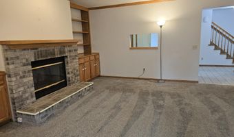 5695 Wilshire Dr, Madison, WI 53711