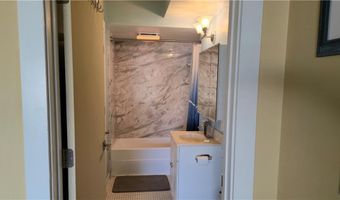 40 Web Ave 217, North Kingstown, RI 02852
