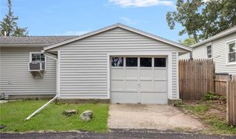 3 Sheffield St, Warwick, RI 02889
