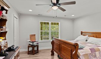 7486 Snake Rd, Athens, AL 35611