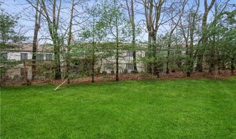 16 Cromwell Pl A, Yorktown, NY 10547