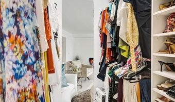 20281 E Country Club Dr 1114, Aventura, FL 33180