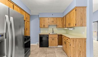 10045 Ruth Ave, Allen Park, MI 48101