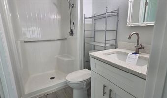 132 JAMES St, Auburndale, FL 33823