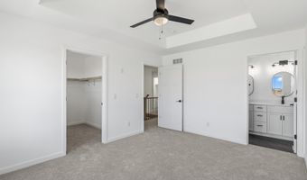 610 Clemens Dr, Arlington, WI 53911