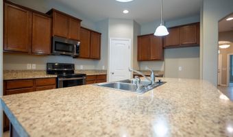 1860 SKYVIEW Dr, Auburndale, FL 33823