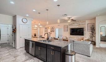 6307 SHADOWLAKE Dr, Apollo Beach, FL 33572