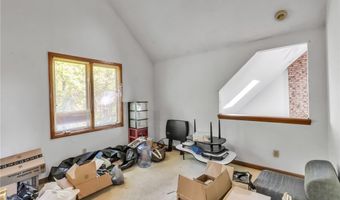 113 Meadow Spring Ln, Amherst, NY 14051